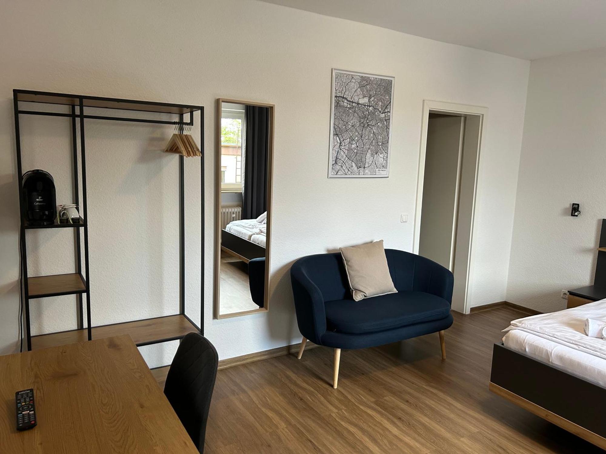 Riverside Airport Hotel ケルステルバッハ エクステリア 写真