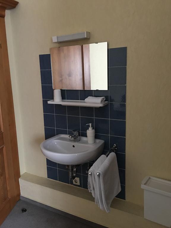 Riverside Airport Hotel ケルステルバッハ エクステリア 写真